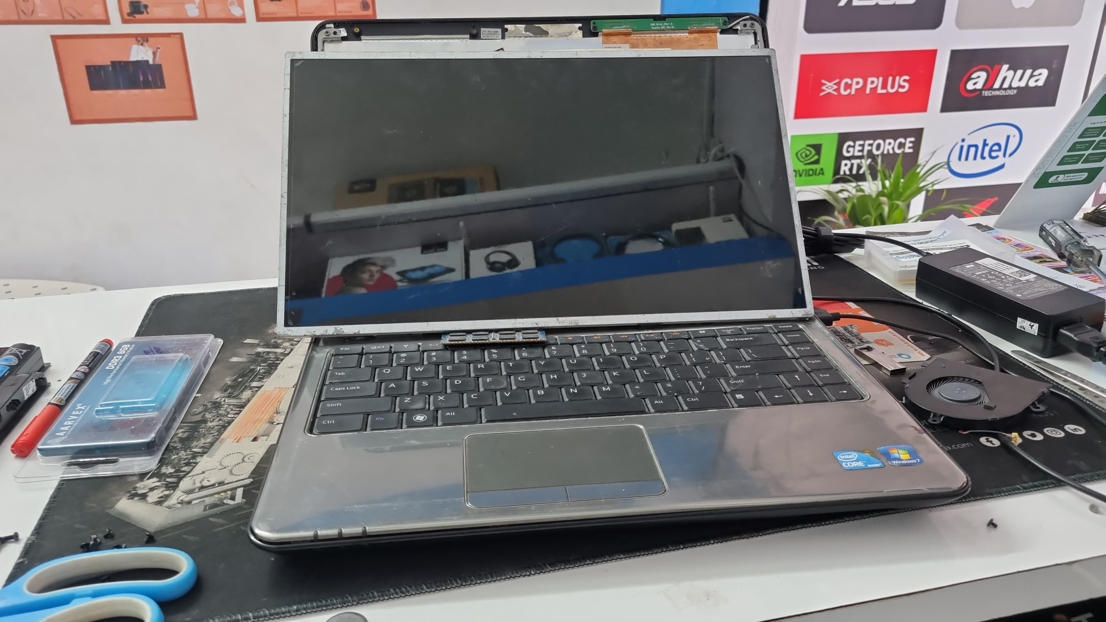 Laptop Screen Repair